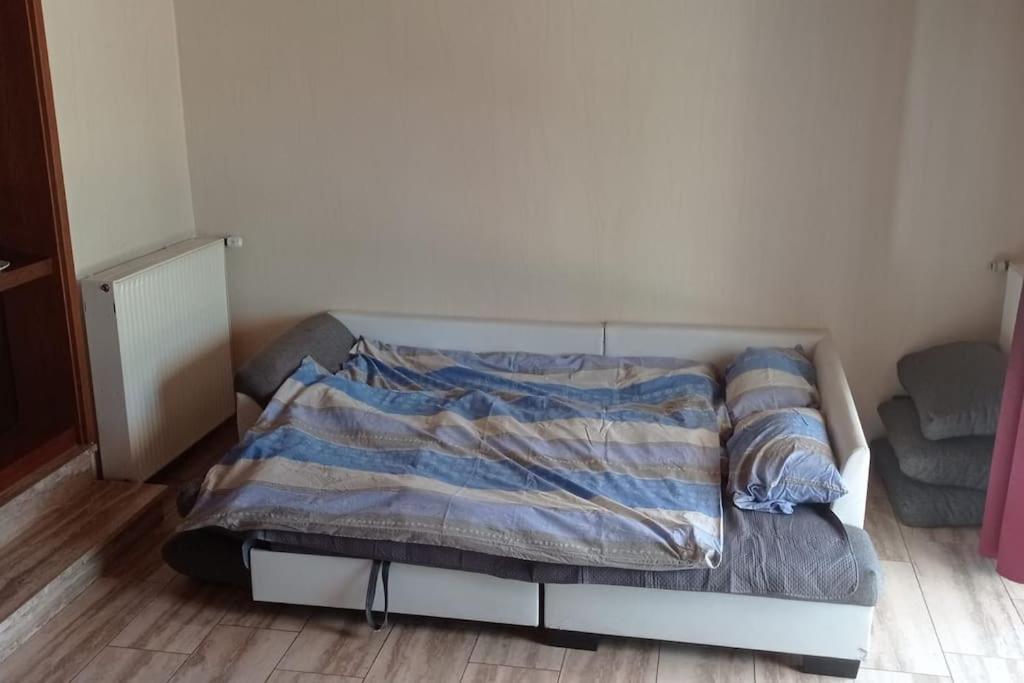 Ruhige Ferienwohnung Im Hunsrueck Hungenroth Exterior foto