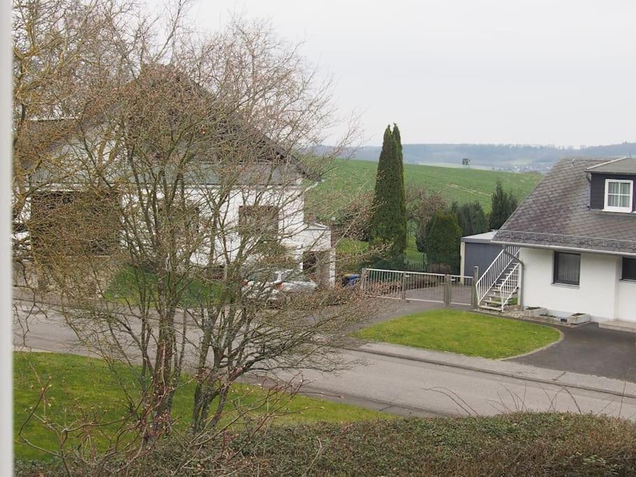 Ruhige Ferienwohnung Im Hunsrueck Hungenroth Exterior foto